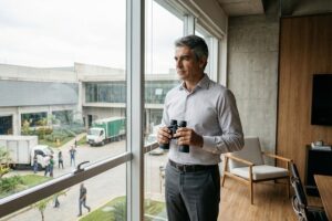 Bedesco Contabilidade | Líderes mais eficazes falam menos, observam mais e acertam sempre